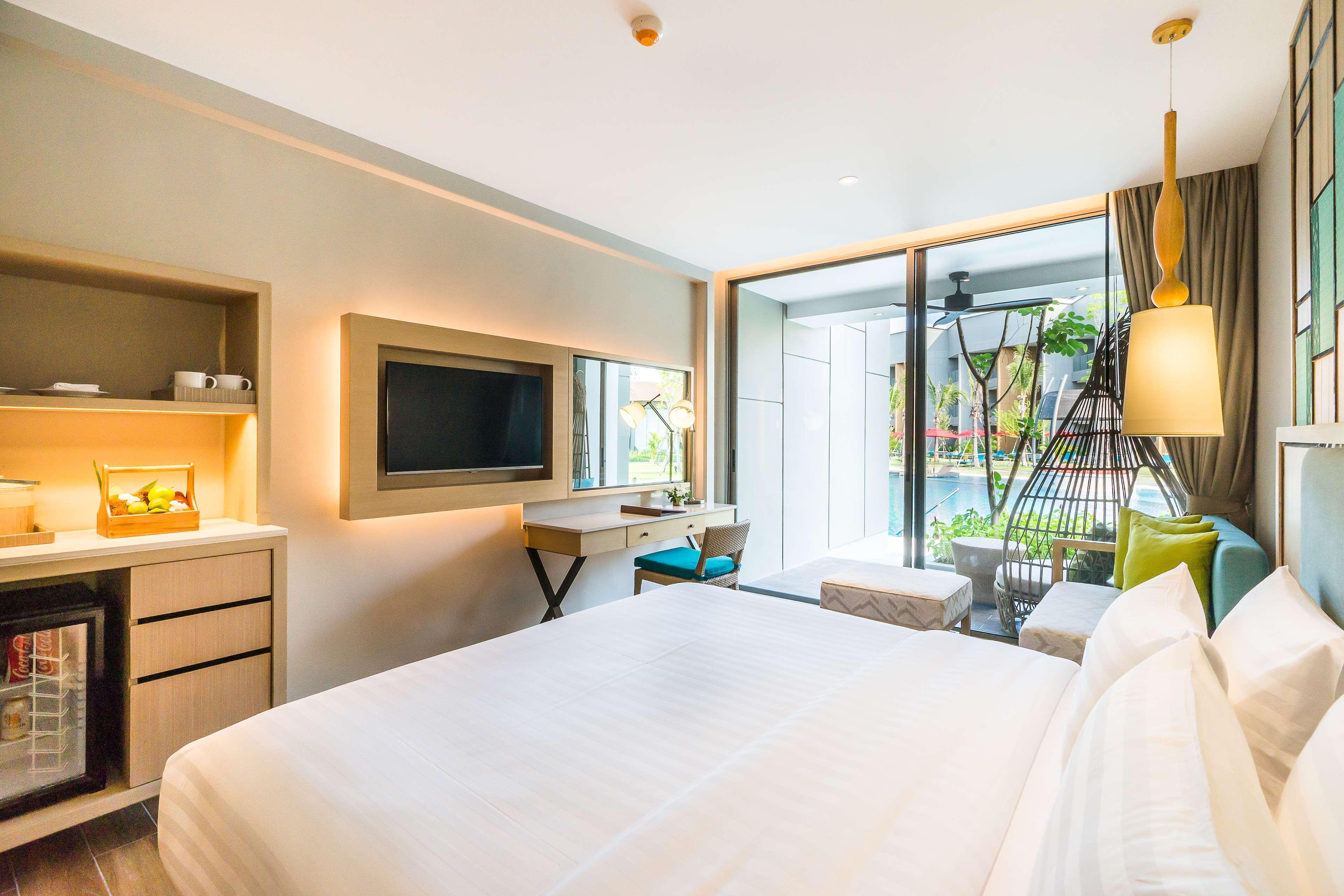 Avani+ Hua Hin Resort Cha-Am Exterior photo