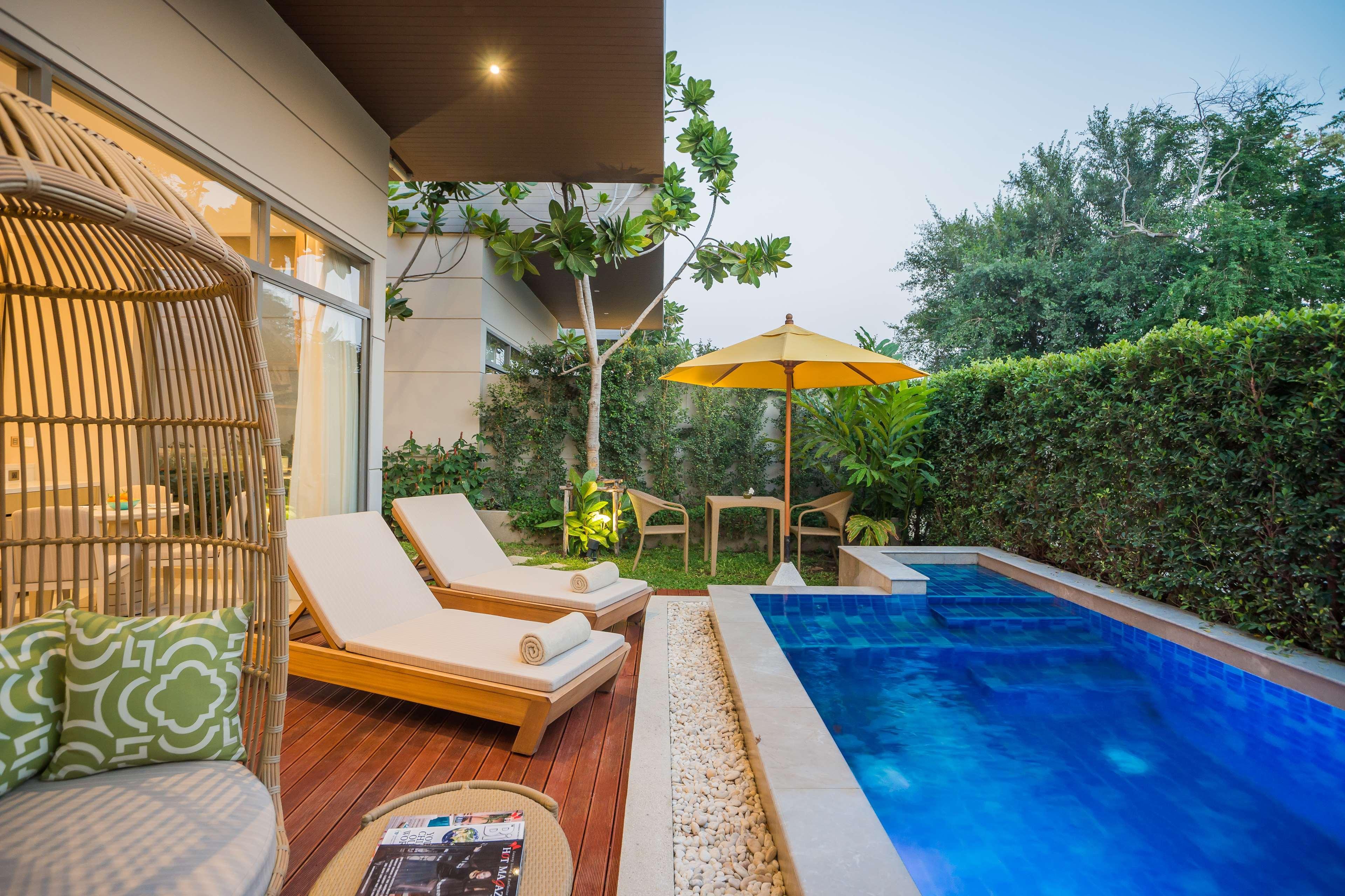 Avani+ Hua Hin Resort Cha-Am Exterior photo