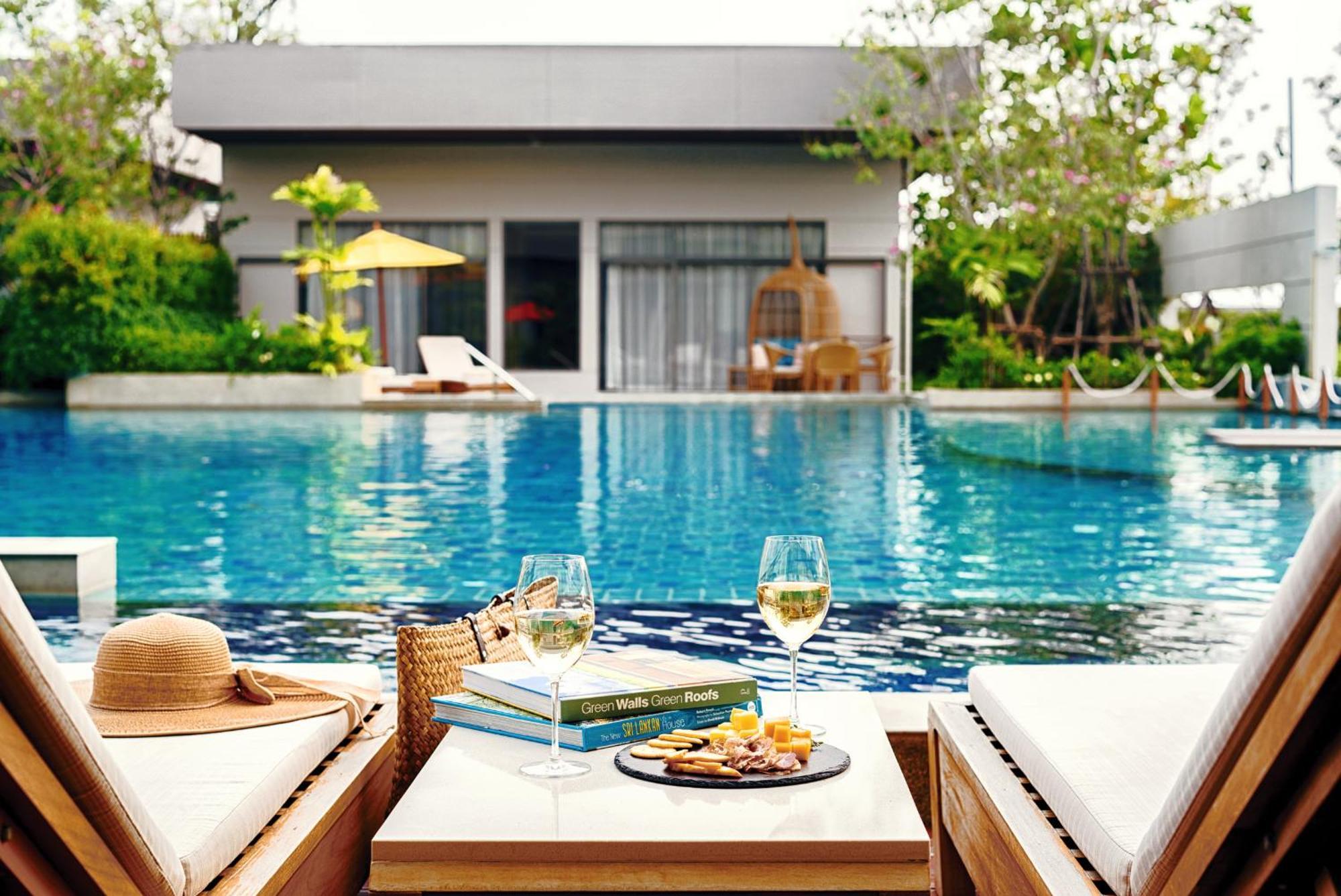 Avani+ Hua Hin Resort Cha-Am Exterior photo